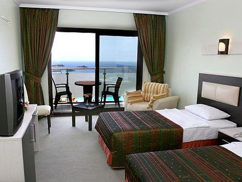 Odelia Resort Hotel Кушадасъ Екстериор снимка